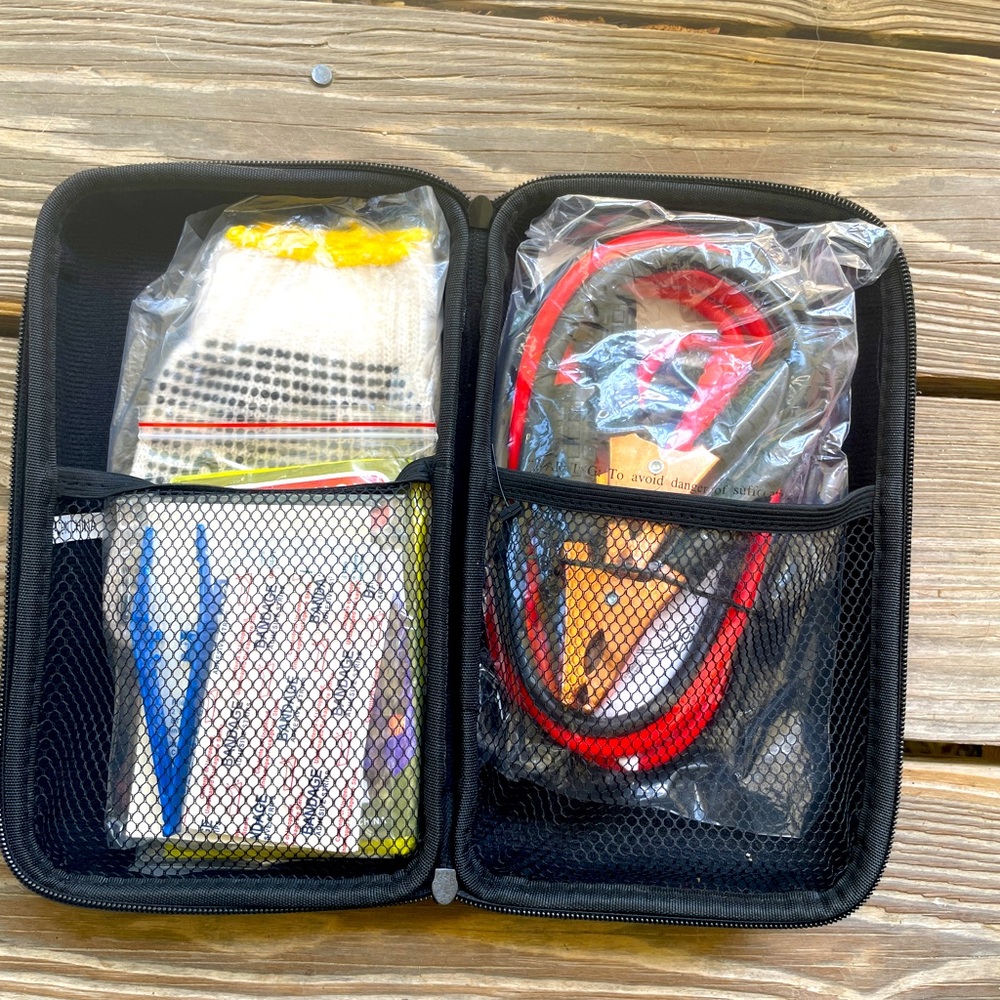 S.o.s Emergency Roadside automotive kit
